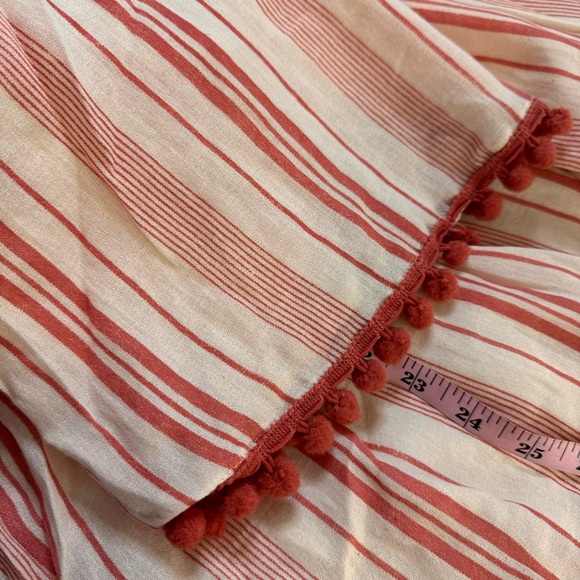 Anthropologie Chantik Small Lovina Floral Embroidered Blouse Pom Pom NWT - Picture 7 of 8